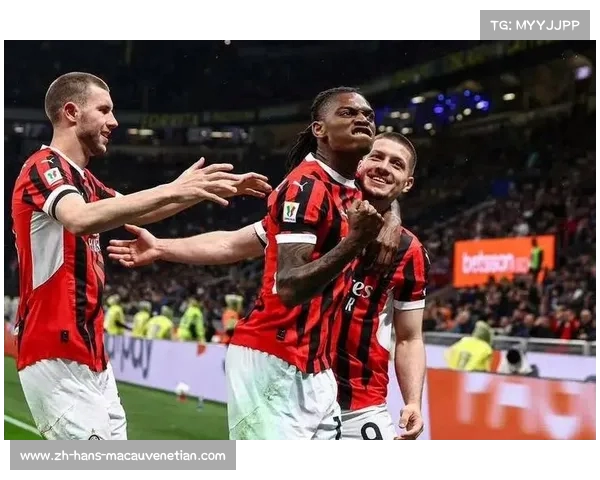 努涅斯拒绝米兰顶薪合同将继续留队消息引发关注 努涅斯拒绝米兰顶薪合同将继续留队消息引发关注